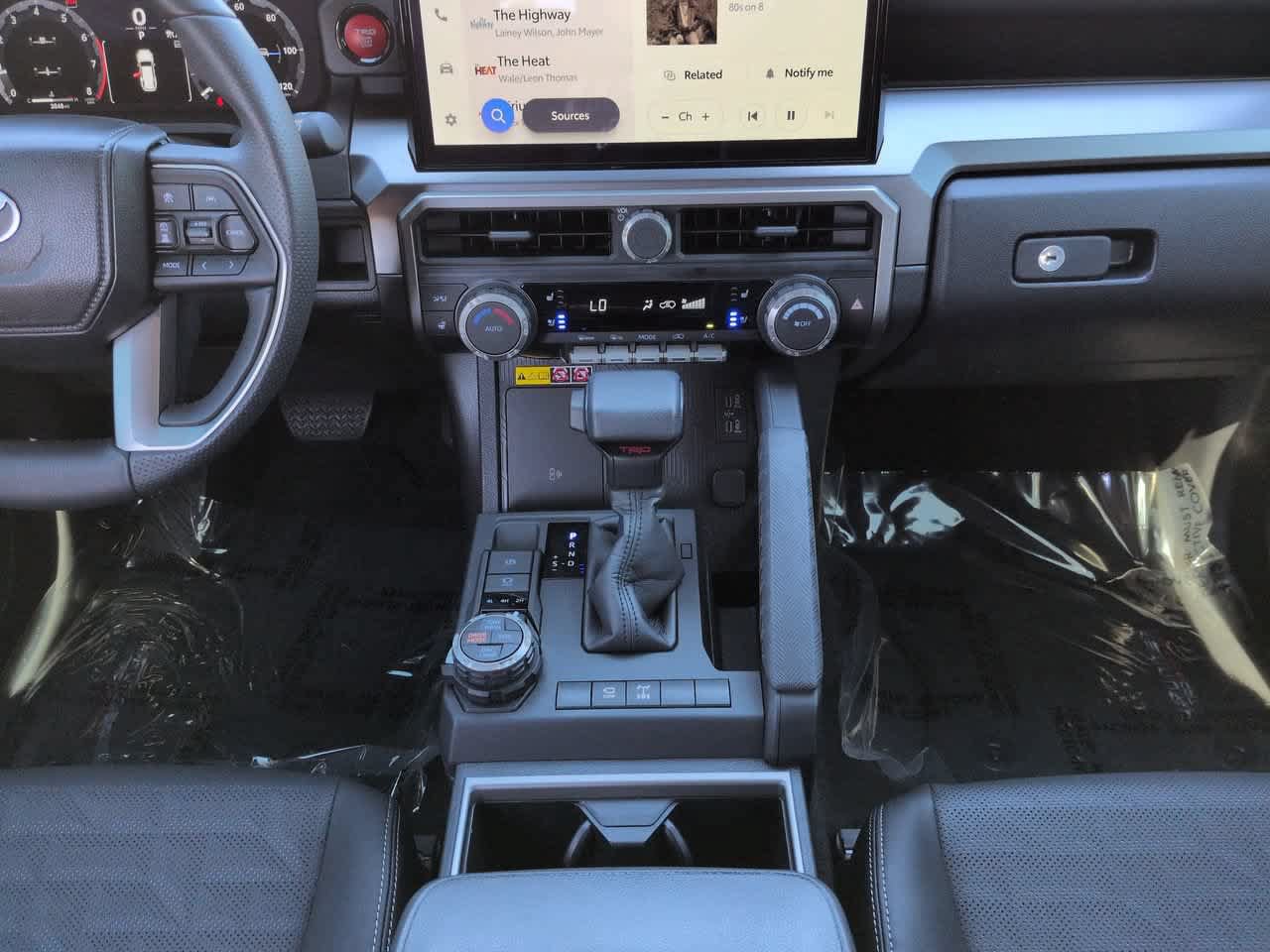 Certified 2026 Toyota 4Runner TRD Off-Road Premium AWD/4WD image 18