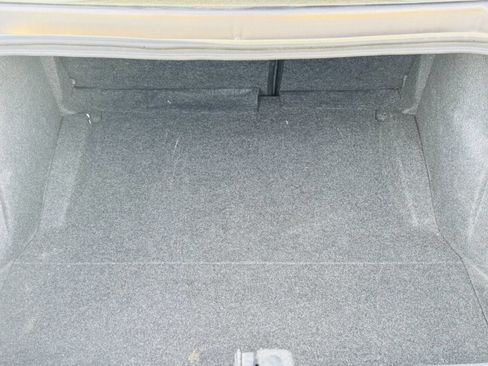 Used 2015 Dodge Challenger SXT w/ Sound Group image 8