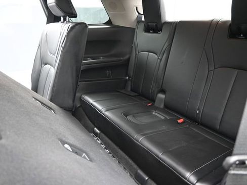 Used 2023 INFINITI QX60 Luxe image 24