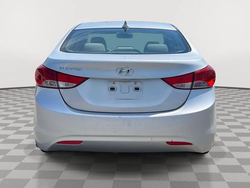 Used 2013 Hyundai Elantra GLS w/ Preferred Pkg FWD image 7