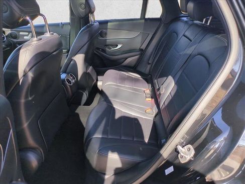 Used 2022 Mercedes-Benz GLC 300 4MATIC image 19