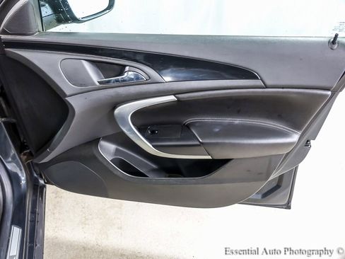 Used 2013 Buick Regal Premium image 21