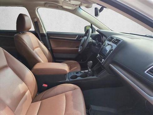 Used 2019 Subaru Outback 2.5i Touring AWD/4WD image 26