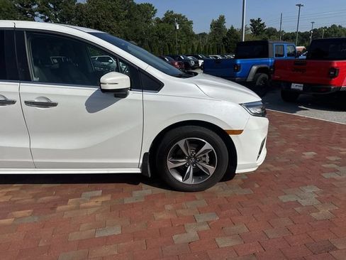 Used 2020 Honda Odyssey Touring image 17