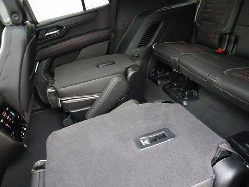 New 2025 GMC Yukon AT4 Ultimate image 16