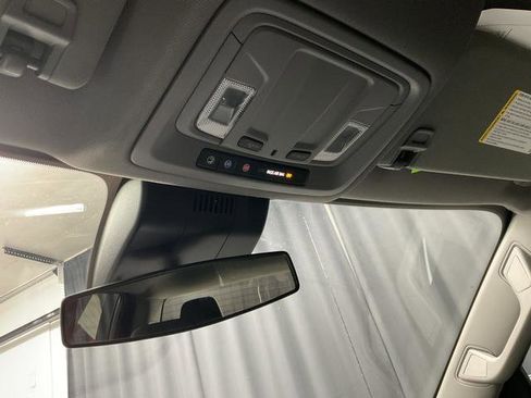 Used 2023 Chevrolet Silverado 1500 LT image 25