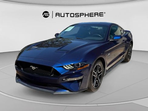 Used 2020 Ford Mustang GT RWD image 3