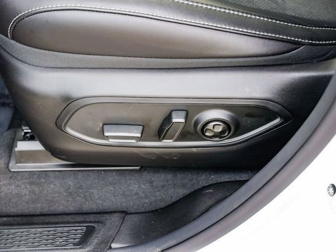 New 2026 Jeep Grand Cherokee Altitude image 25