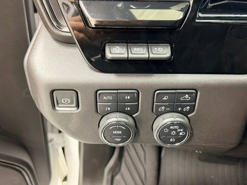 Certified 2023 Chevrolet Silverado 1500 ZR2 w/ ZR2 Bison Edition image 18