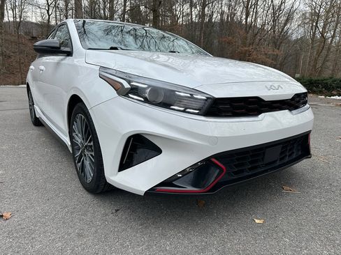 Used 2024 Kia Forte GT-Line w/ GT-Line Premium Package image 1