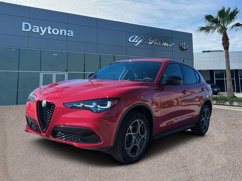 New 2025 Alfa Romeo Stelvio Sprint w/ Convenience Package AWD/4WD image 7