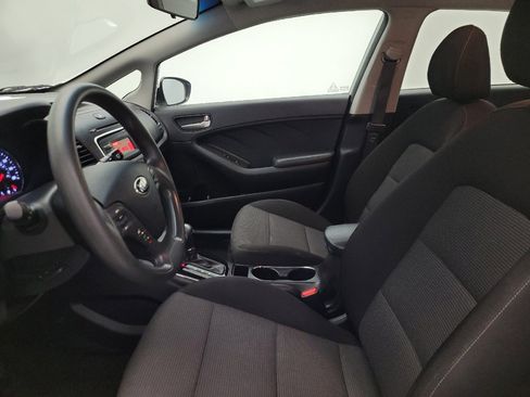 Used 2018 Kia Forte LX FWD image 17