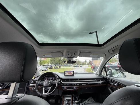 Used 2018 Audi Q7 3.0T Prestige AWD/4WD image 10