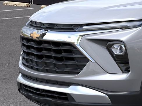 New 2026 Chevrolet TrailBlazer LT FWD image 13