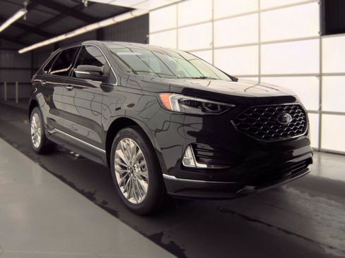 Used 2024 Ford Edge Titanium w/ Titanium Elite Package AWD/4WD image 1