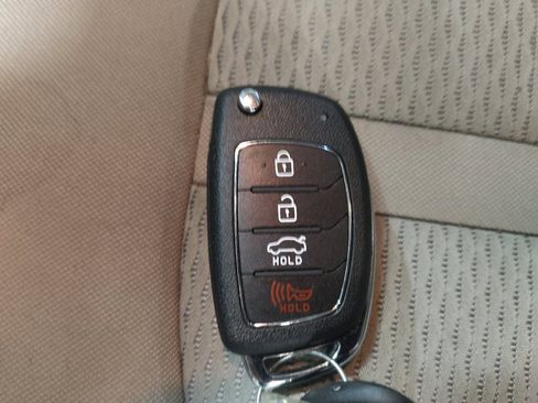 Used 2019 Hyundai Sonata SE FWD image 32