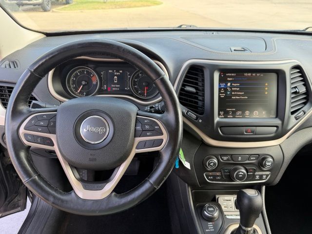 Used 2017 Jeep Cherokee Latitude w/ True North Edition AWD/4WD image 14
