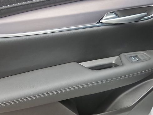 Used 2025 Cadillac XT5 Luxury image 20