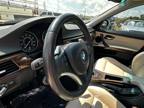 Used 2010 BMW 335i Sedan RWD image 26