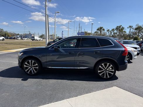 Certified 2023 Volvo XC60 B5 Ultimate w/ Protection Package Premier image 6