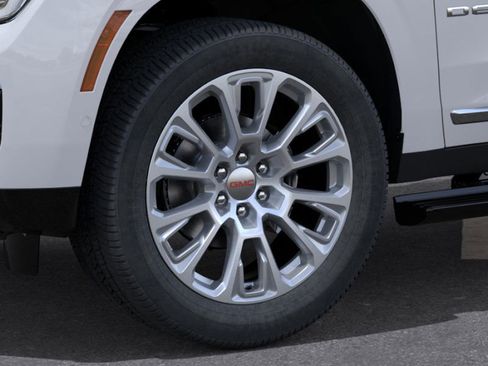 New 2026 GMC Yukon XL Denali w/ Sun & Power Step Package RWD image 10