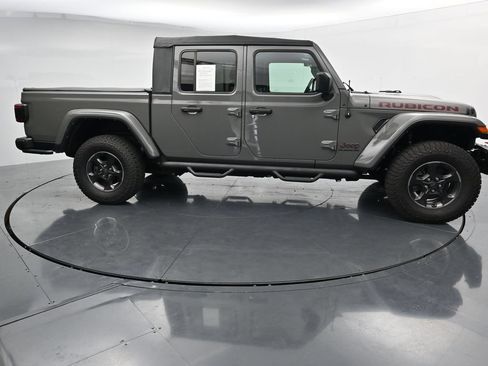 Used 2021 Jeep Gladiator Rubicon AWD/4WD image 9