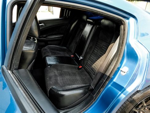 Used 2020 Dodge Charger Scat Pack w/ Daytona Edition Group RWD image 38