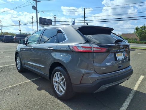 Used 2024 Ford Edge SEL w/ Convenience Package AWD/4WD image 4