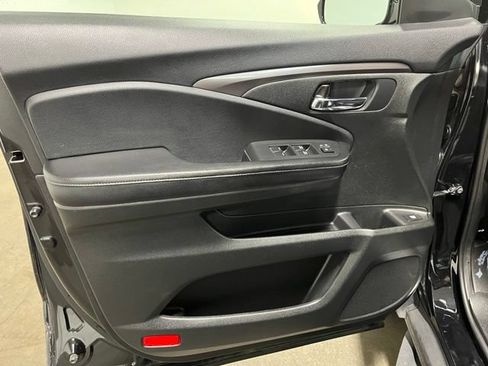 Used 2017 Honda Ridgeline Sport image 20