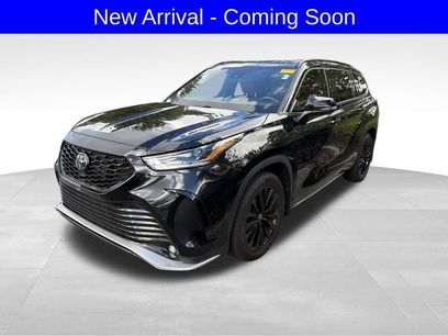 Used 2024 Toyota Highlander XSE