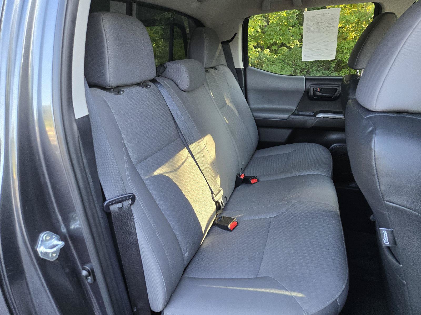 Used 2021 Toyota Tacoma SR5 AWD/4WD image 26