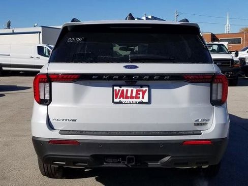 New 2026 Ford Explorer Active image 4