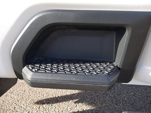 Used 2023 GMC Sierra 3500 Denali w/ Denali Ultimate Package image 68