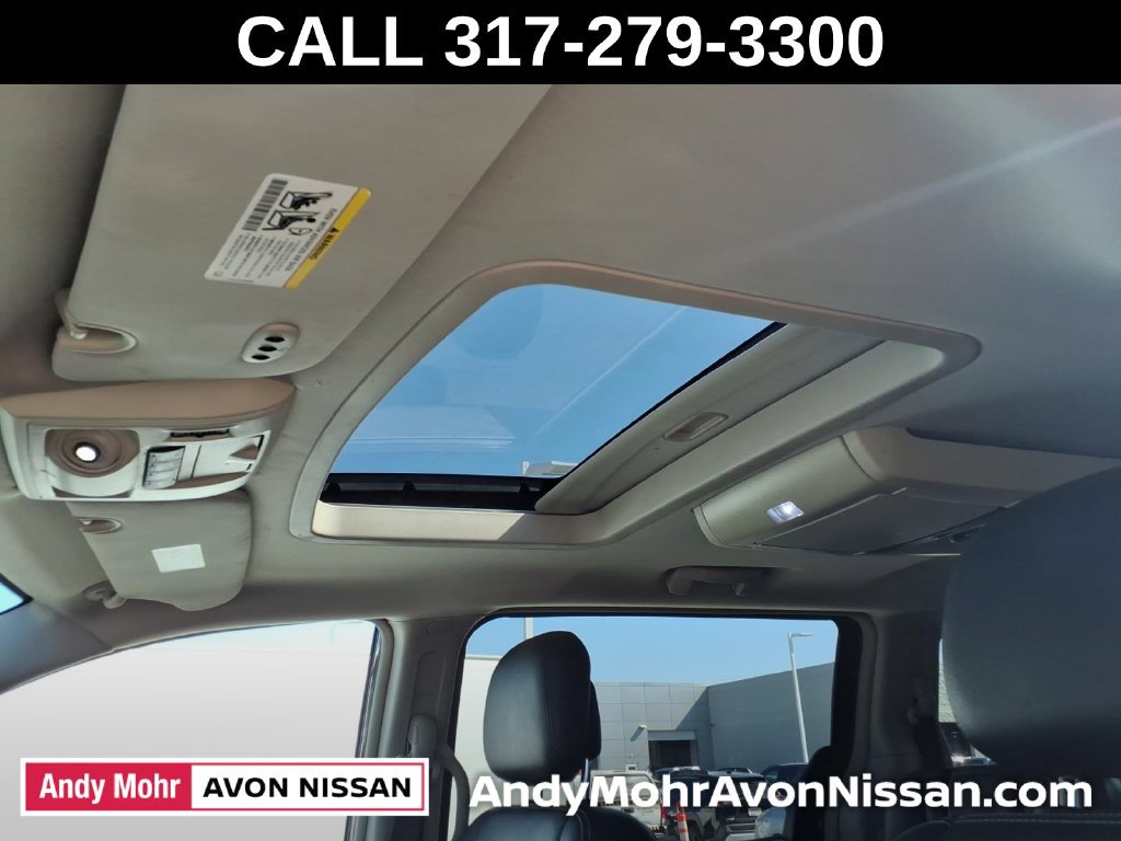 Used 2016 Chrysler Town & Country Touring-L FWD image 34