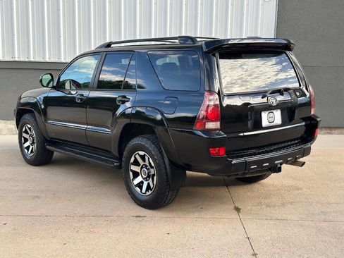 Used 2003 Toyota 4Runner SR5 image 9