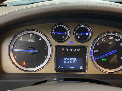 Used 2012 Cadillac Escalade ESV Platinum AWD/4WD image 22