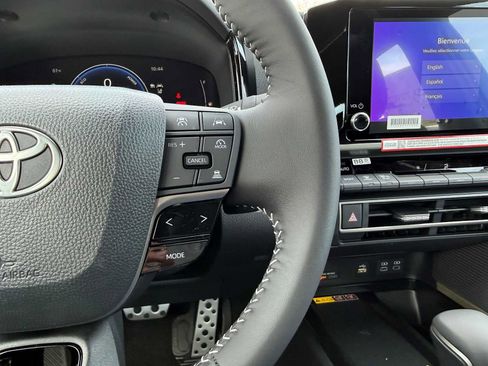 New 2026 Toyota Camry SE FWD image 12