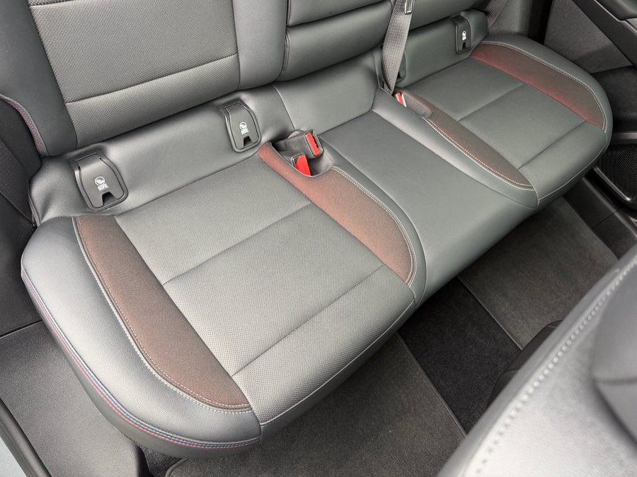 Used 2024 Chevrolet Equinox EV RS FWD image 39
