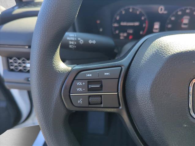 Certified 2025 Honda Accord SE image 13
