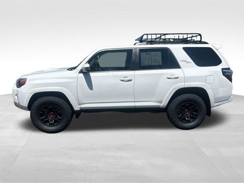 Certified 2024 Toyota 4Runner TRD Off-Road Premium w/ 4Runner Black Package (TMS) AWD/4WD image 2