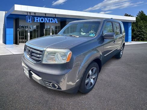 Used 2014 Honda Pilot Touring image 1