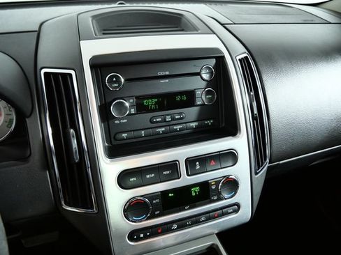 Used 2009 Ford Edge Limited FWD image 20