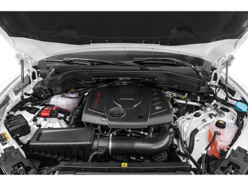 Used 2023 Alfa Romeo Stelvio Veloce AWD/4WD image 15