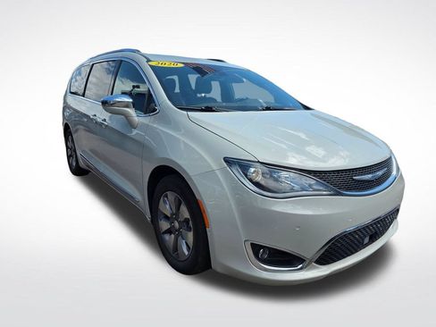 Used 2020 Chrysler Pacifica Limited w/ Advanced Safetytec Group FWD image 3