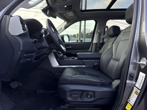 Used 2024 Toyota Tundra Limited image 17