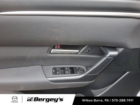 Used 2025 MAZDA CX-50 AWD 2.5 S w/ Weather Package image 9