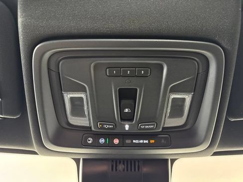 Used 2026 Chevrolet Silverado 2500 ZR2 AWD/4WD image 14