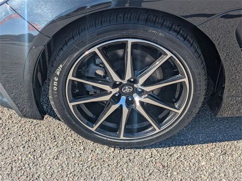 Certified 2023 Toyota GR86 Base image 10