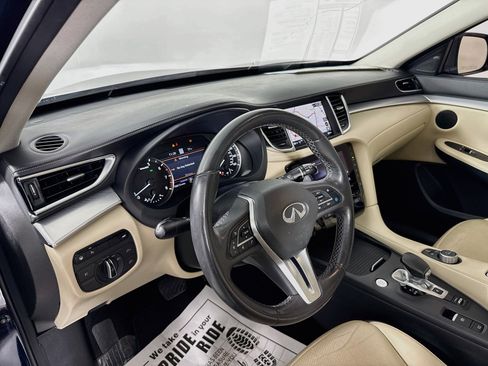 Used 2021 INFINITI QX50 Essential w/ Convenience Package FWD image 9