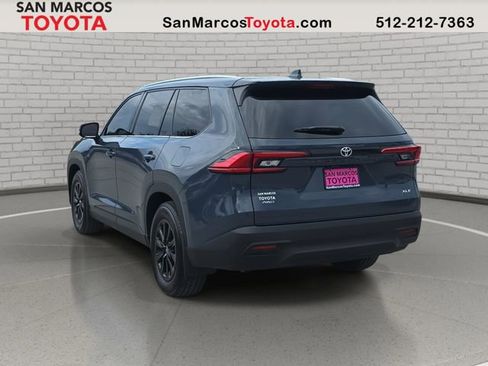 Certified 2024 Toyota Grand Highlander XLE image 7